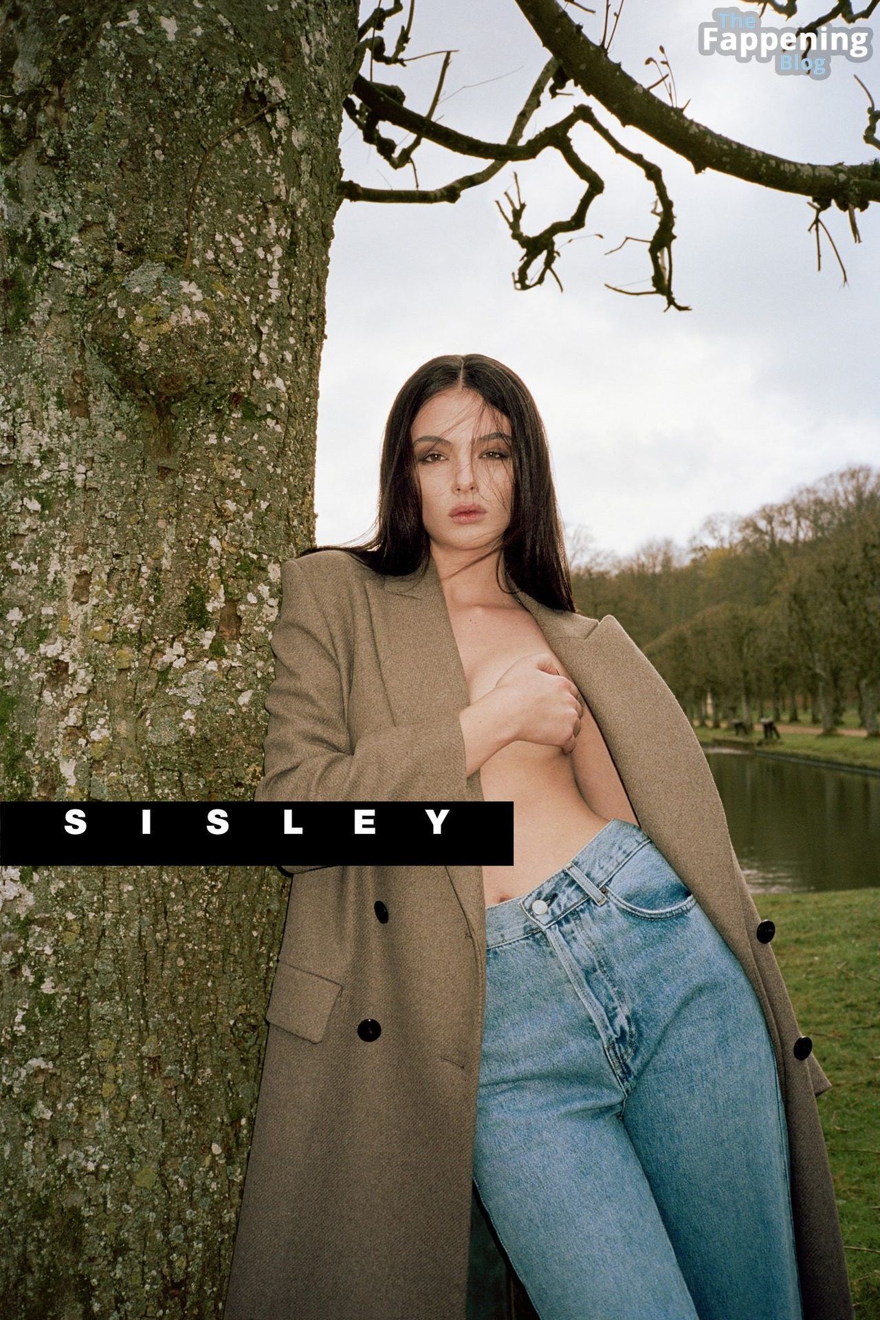 Deva Cassel Sexy – Sisley Fall Winter 2023 Campaign 7 Photos.jpg