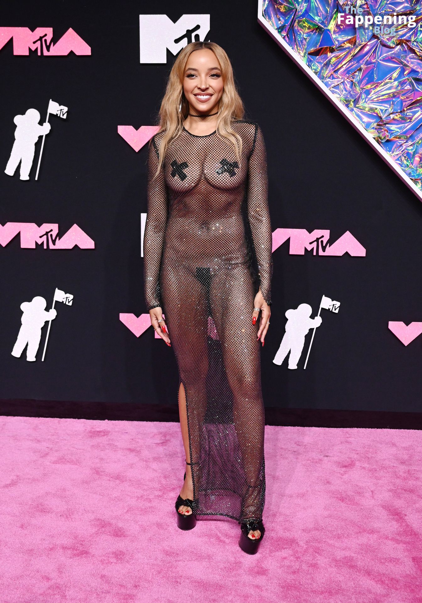 Tinashe Shows Off Her Boobs Butt at the 2023.jpg