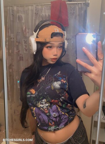 Wasabiicat Nude Asian – Twitch Leaked Photos.jpg
