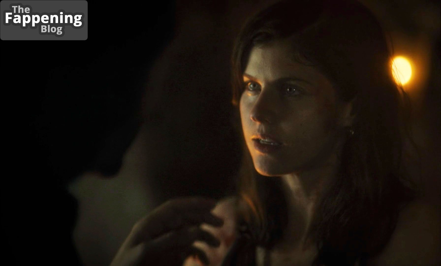 Alexandra Daddario Sexy Topless – Anne Rices Mayfair Witches.jpg