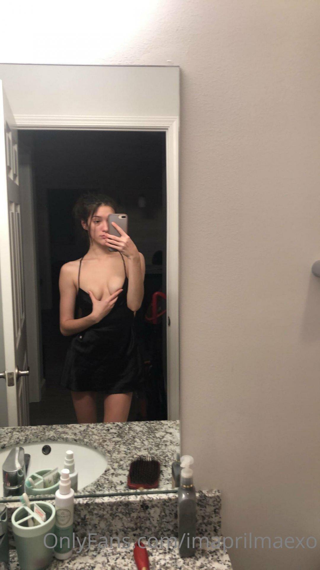 April Mae aprilmaexox imaprilmaexo Nude OnlyFans Leaks 21 Photos.jpg
