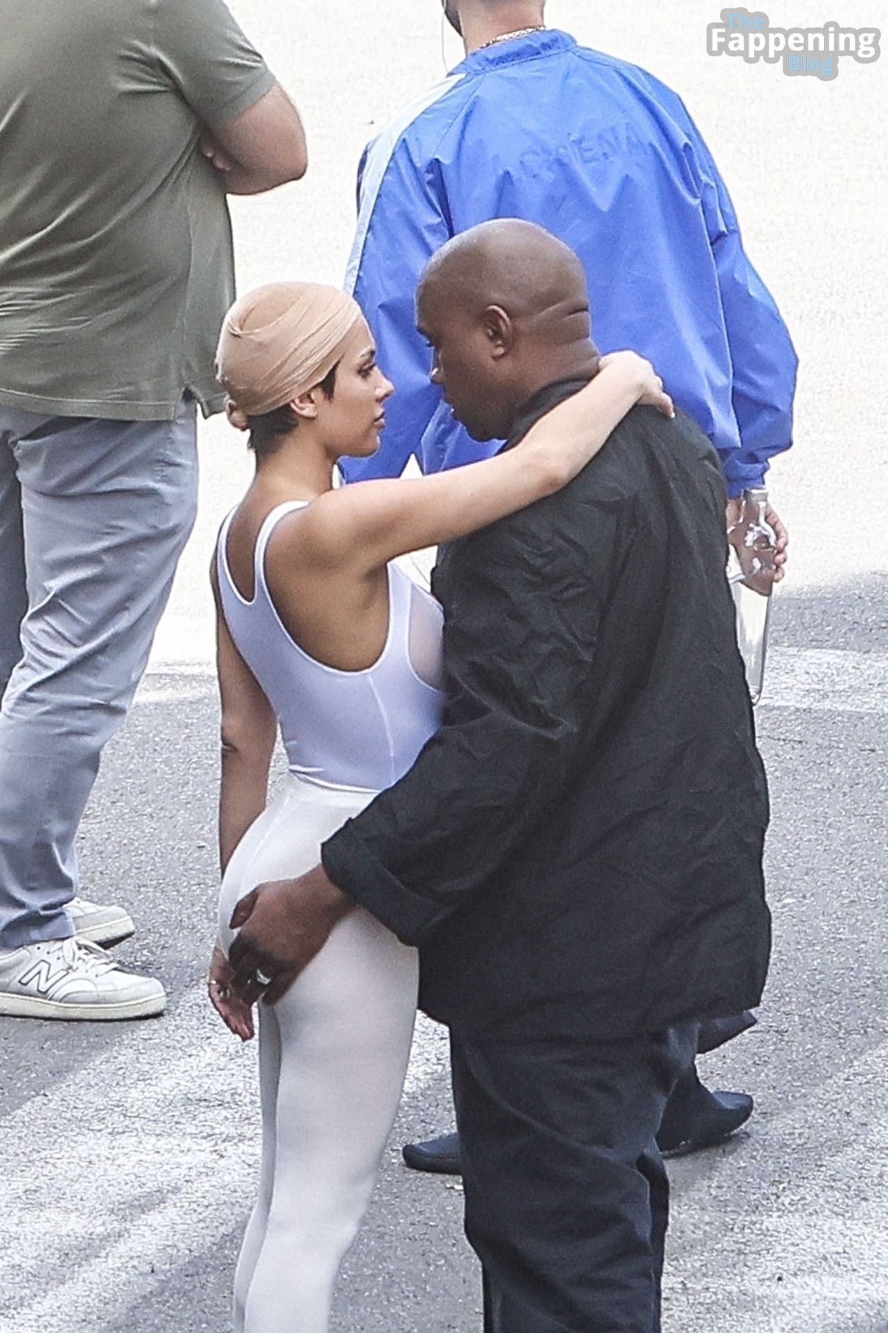 Bianca Censori Kanye West Pack on the PDA in.jpg