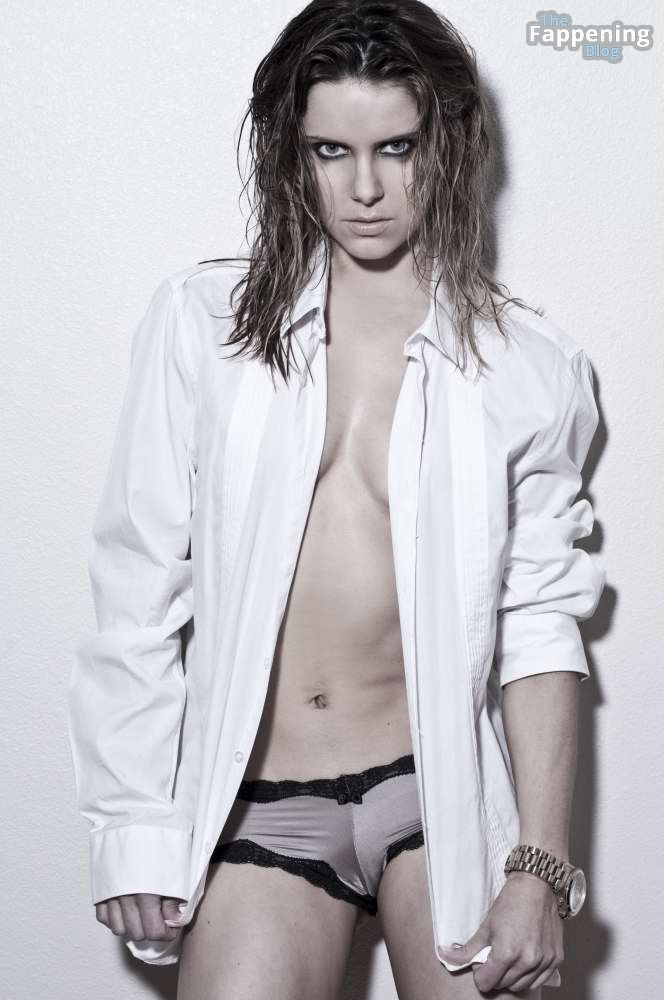 Elisabeth Hower Sexy 13 Photos.jpg