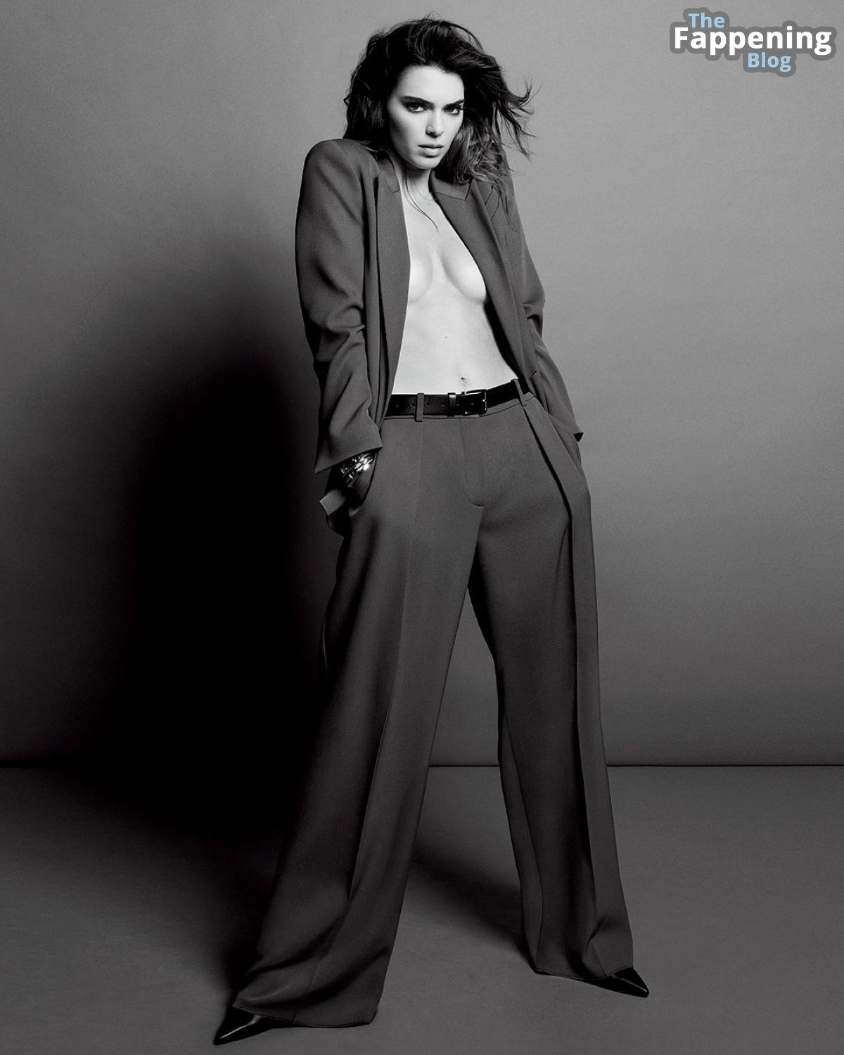 Kendall Jenner Sexy – Calvin Klein Fall 2023 Campaign 10.jpg