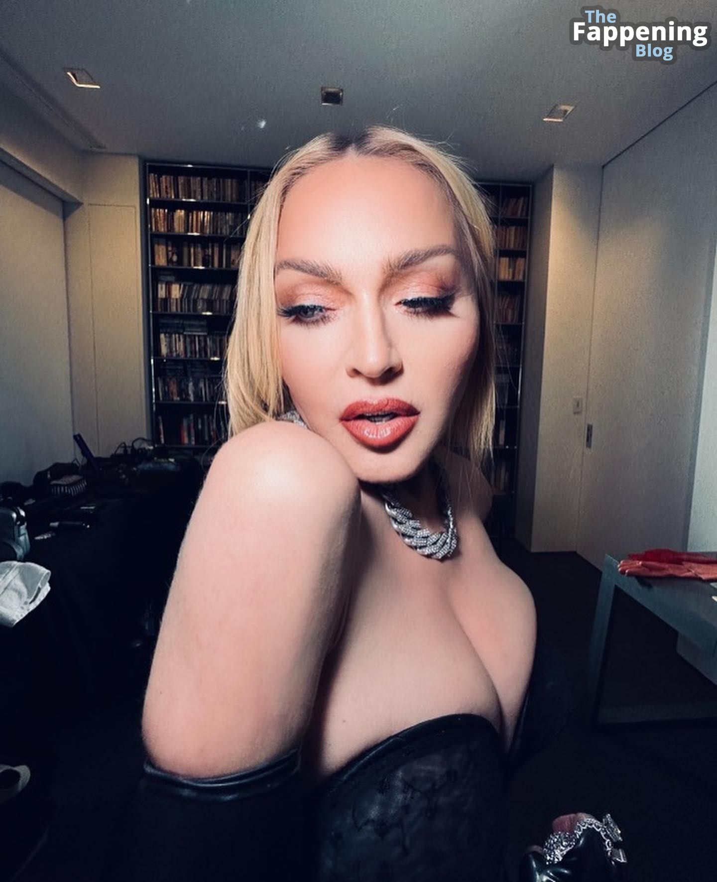 Madonna Sexy 16 Photos.jpg