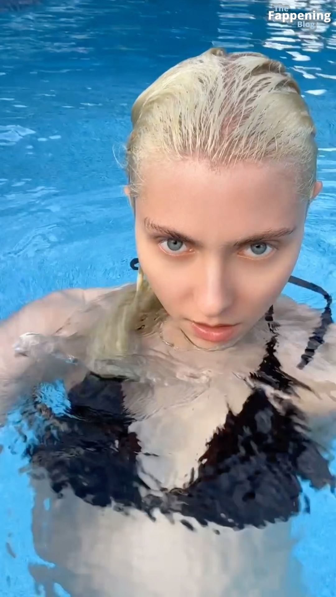Taylor Momsen Sexy 18 Pics Video.jpg