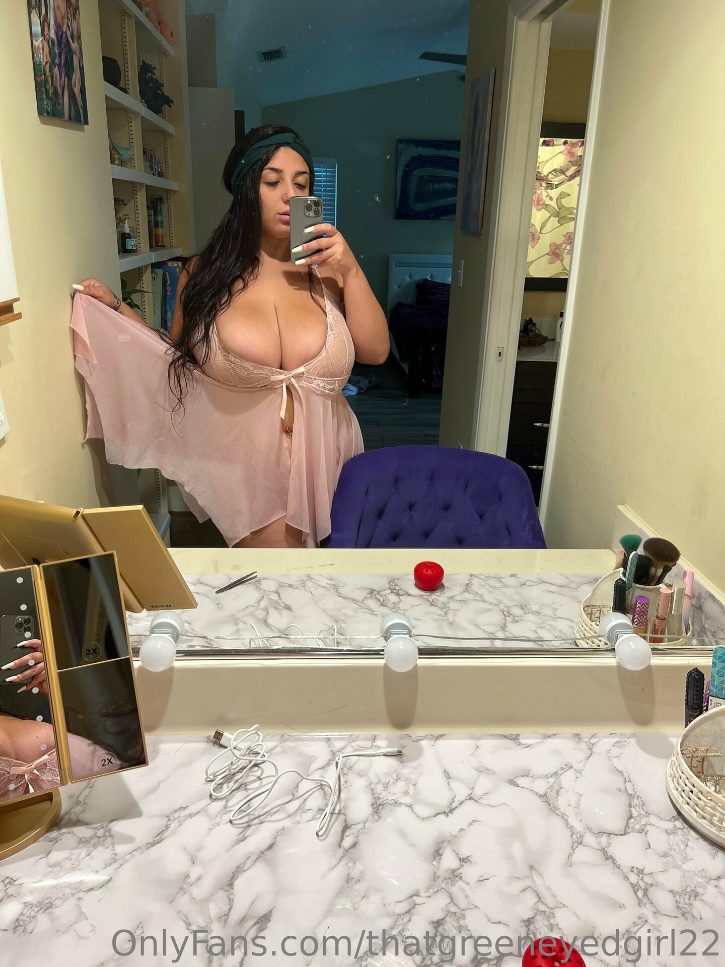 Thatgreeneyedgirl22 Nude OnlyFans Leaks 15 Photos.jpg