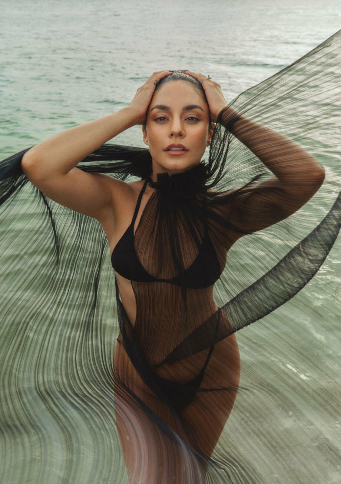 Vanessa Hudgens vanessahudgens Nude OnlyFans Leaks 19 Photos.jpg
