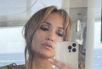 Jennifer Lopez oops moment