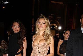 Brooks Nader nude on public