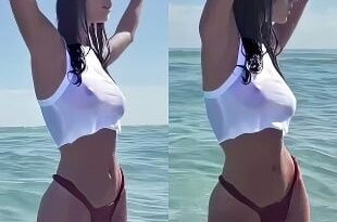 Emily Feld Models Her Nude Nipples For The First Time