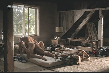 Lili Epply sex