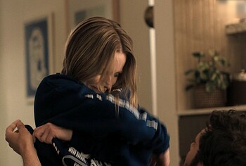 Kristen Bell sexy in Nobody Wants This