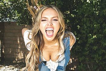 Natalie Alyn Lind tits