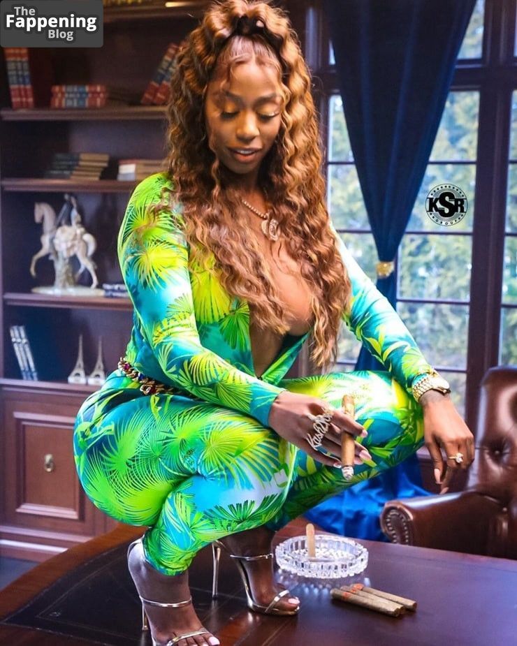 Kash Doll Nude Sexy Collection 69 Photos.jpg