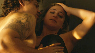 Lili Reinhart sex scene
