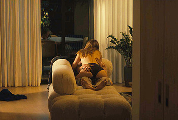 Kristen Bell exposed