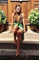 Amelie Stiefvatter Sexy 9 Photos.jpg