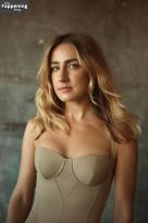 Ingrid Andress Sexy 7 Photos.jpg