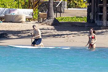 Margaret Qualley bikini pics