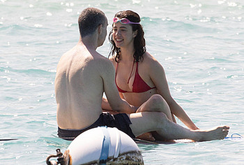 Margaret Qualley bikini pics