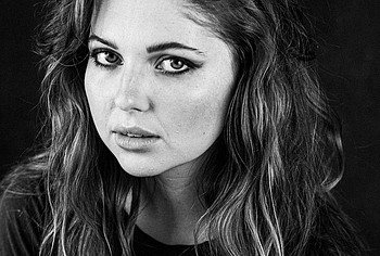 Samantha Hanratty nude photos