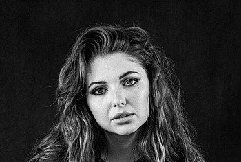 Samantha Hanratty nude photos