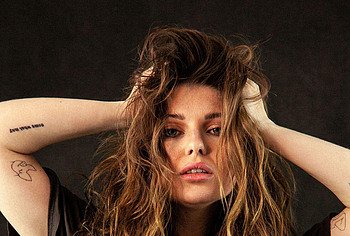 Samantha Hanratty nude photos