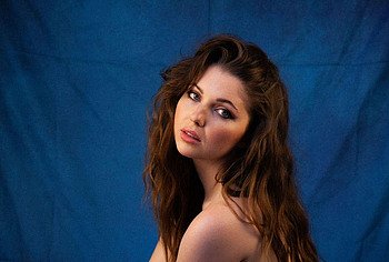 Samantha Hanratty nude photos