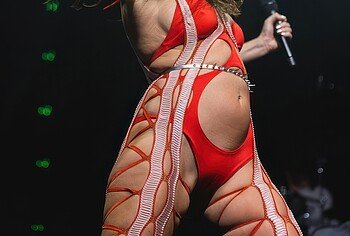 Tove Lo pussy cameltoe