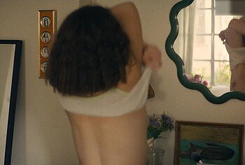 Rachel Sennott nude in I Love LA