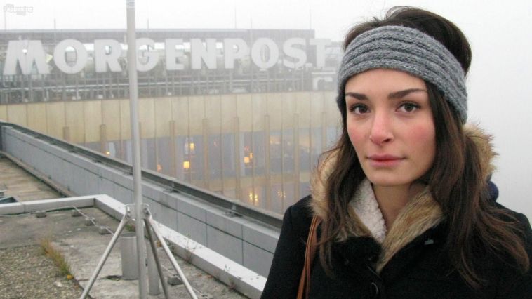 Sarah Horvath Nude Sexy Collection 14 Photos.jpg