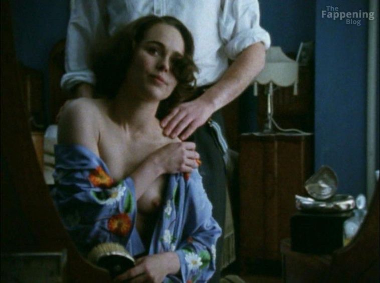 Tara Fitzgerald Nude Sexy Collection 57 Pics.jpg