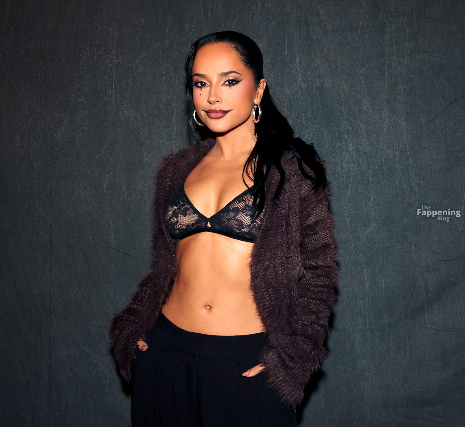 Becky G Shows Off Her Abs at Teyana Taylor.jpg