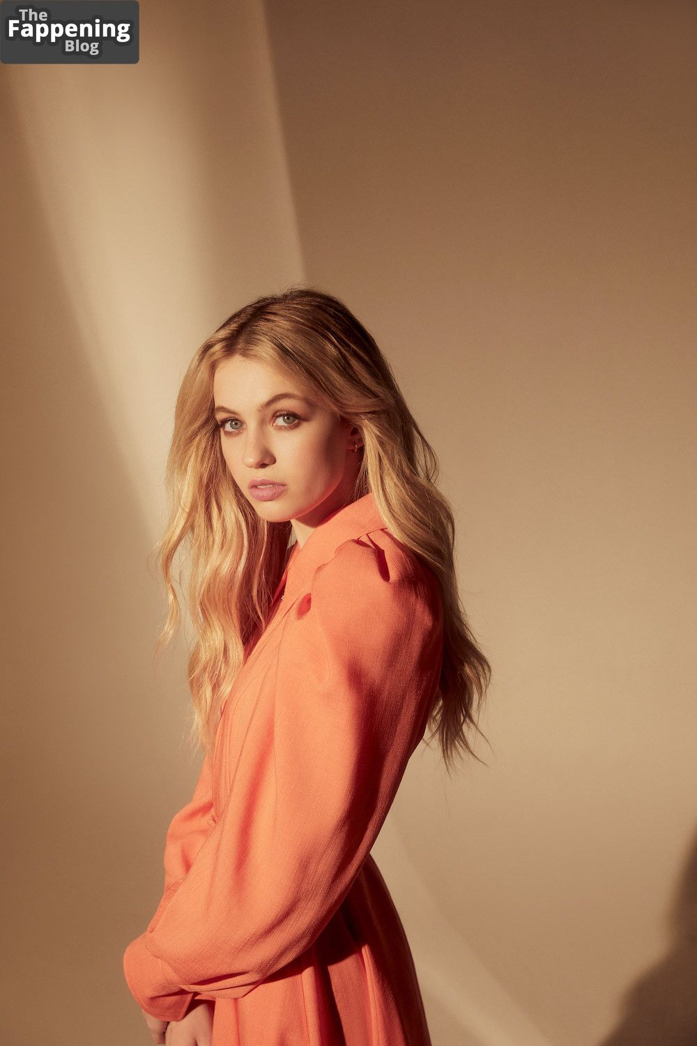 Olivia Scott Welch Sexy 9 Photos.jpg