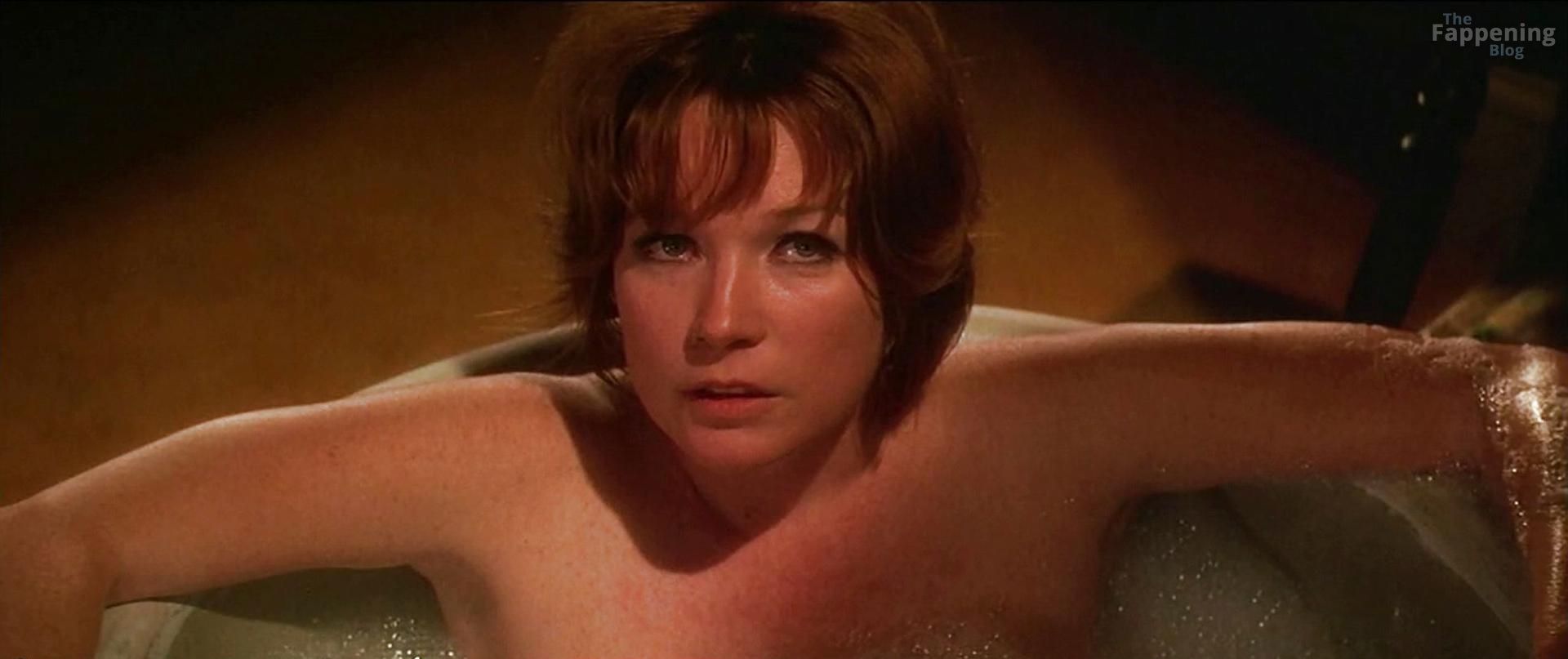 Shirley MacLaine Nude Sexy Collection 45 Pics.jpg