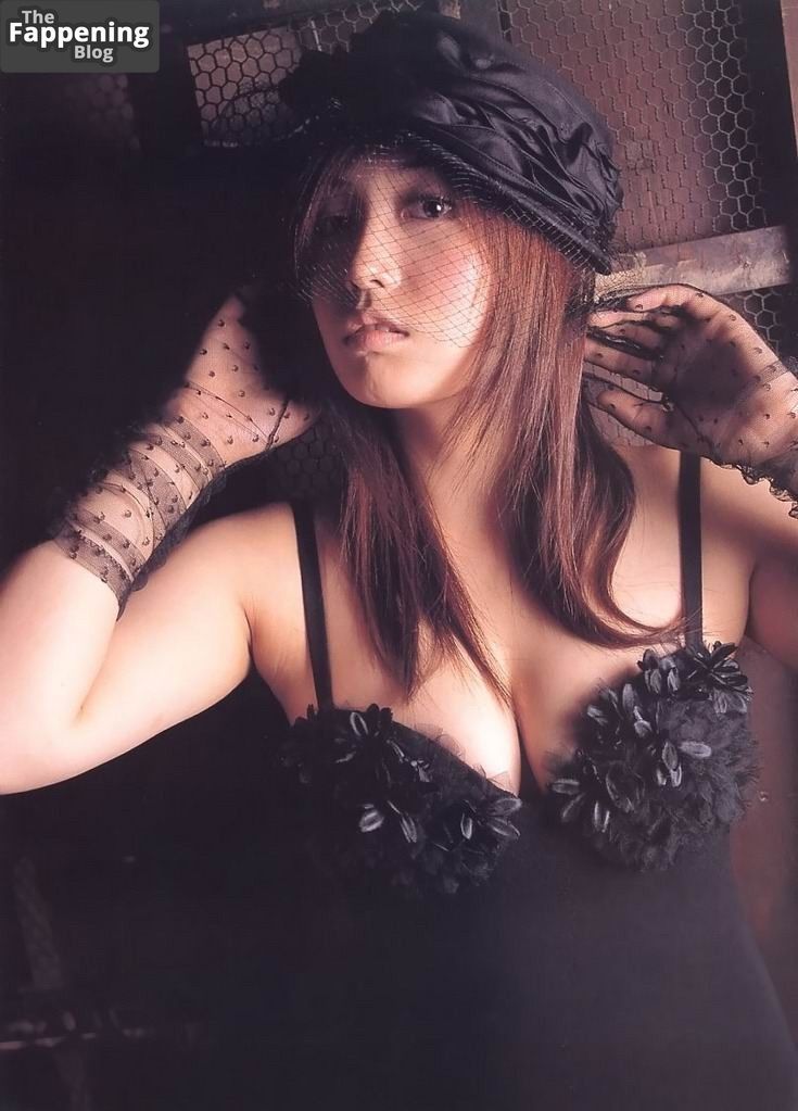Yoko Mitsuya Nude Sexy Collection 24 Photos.jpg