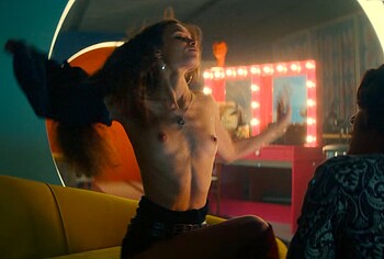 Francesca Colucci nude in Mrs Playmen