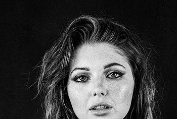 Samantha Hanratty nude photos