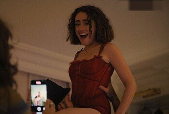 Rachel Sennott nude in I Love LA