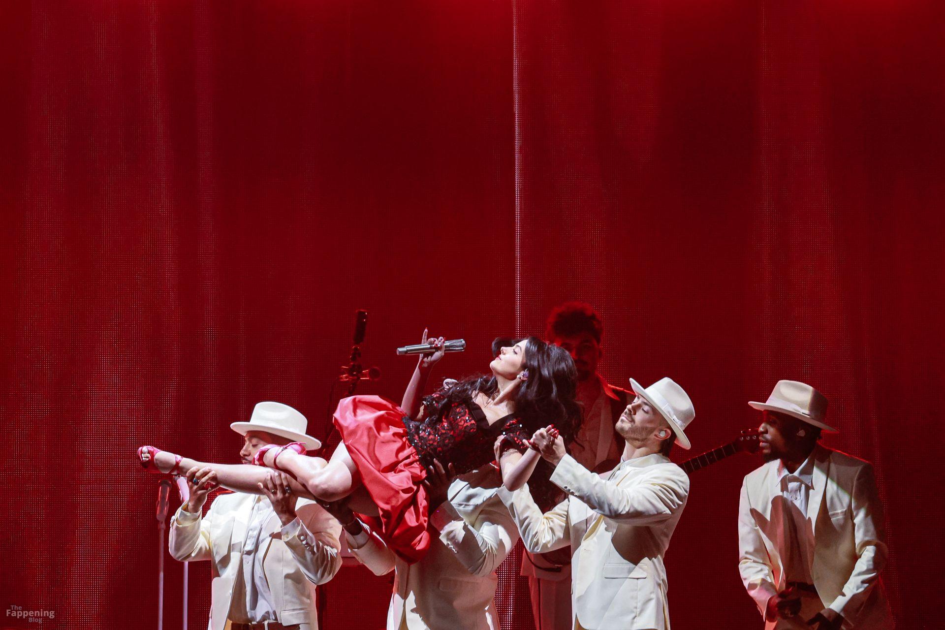 Jessie Murph Shows Off Her Sexy Legs at iHeartRadio 1027.jpg