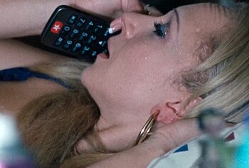 Juno Temple oops in Roofman