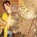 Dua Lipa Exposes Her Nude Tit
