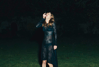 Almudena Amor nude in Pose