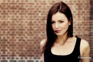 Karolin Oltersdorf Sexy 10 Photos Video.jpg