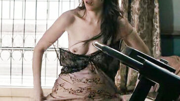 Cassandra Ciangherotti nude pussy