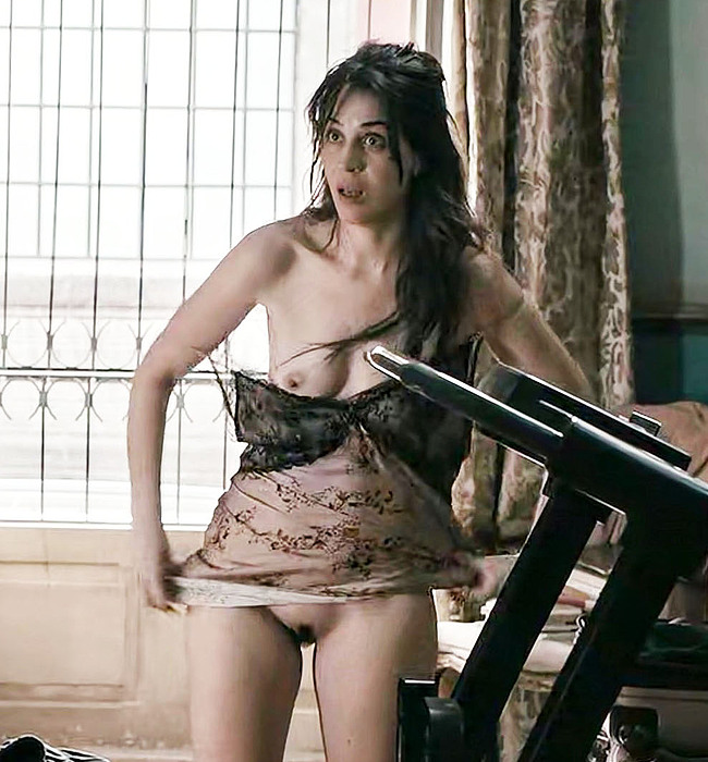 Cassandra Ciangherotti nude pussy