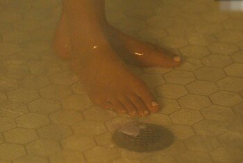 Kayla Wallace nude in Landman