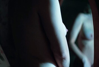 Jennifer Lawrence nude and sex in Die My Love