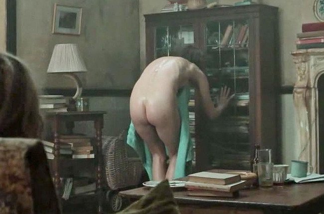 Embeth Davidtz nudes